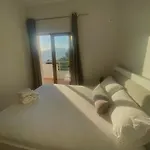 Seaside And Mountain View Apartment
