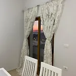 Seaside And Mountain View Apartment *