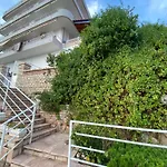 Apartment Seaside And Mountain View Sarandë